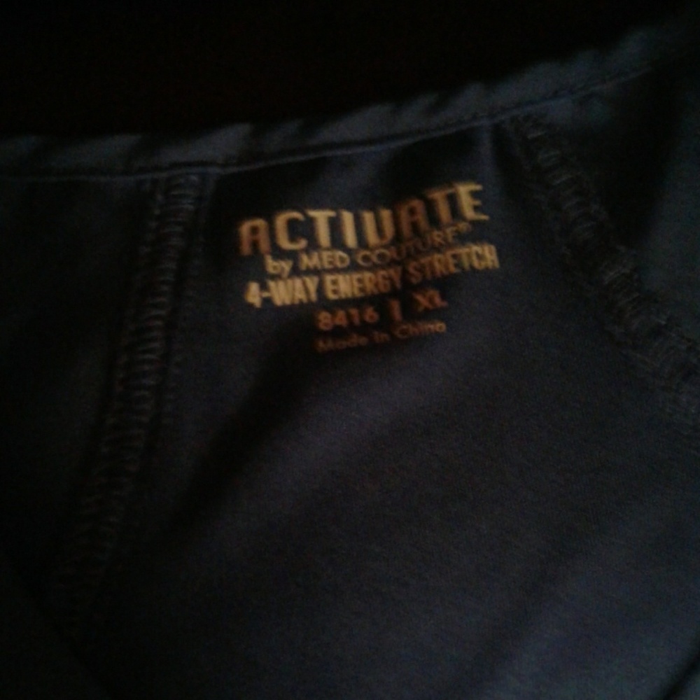 Deep blue activate by med culture top and bottom